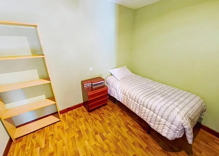 度假居 Familiar La Riuca En *