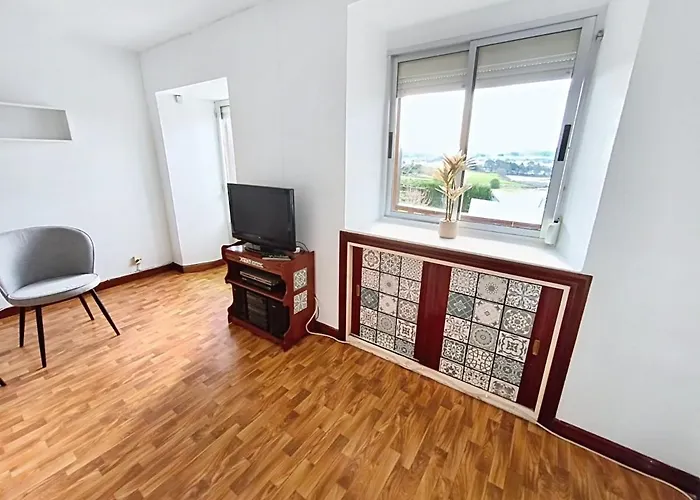 Familiar La Riuca En